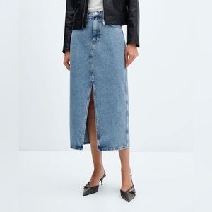 MANGO Midi Denim Skirt (new this season, size medium)